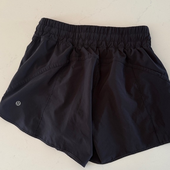 Lululemon Track That High-Rise Lined Short 5” Size 8 Black Shorts with Pocket - Picture 7 of 9